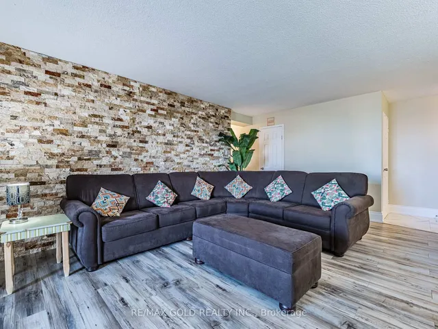 Additional image 25 of 18 Knightsbridge Rd Unit 1412