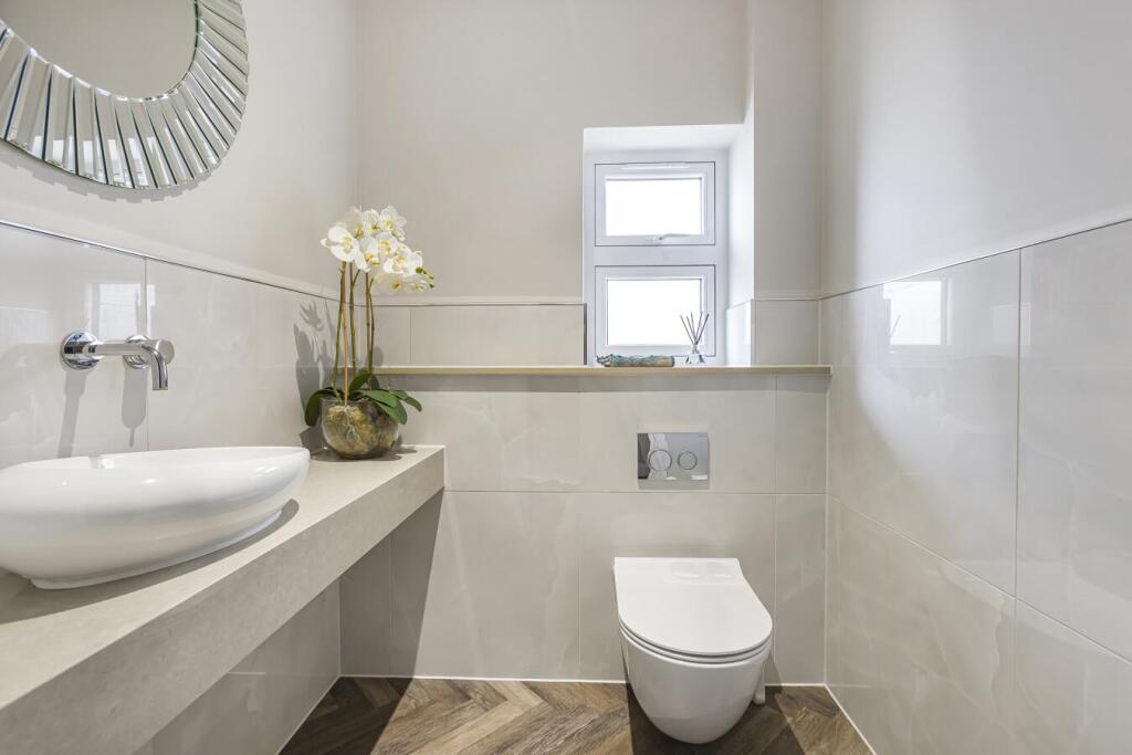 Additional image 15 of The Grove, Brookmans Park , Herts