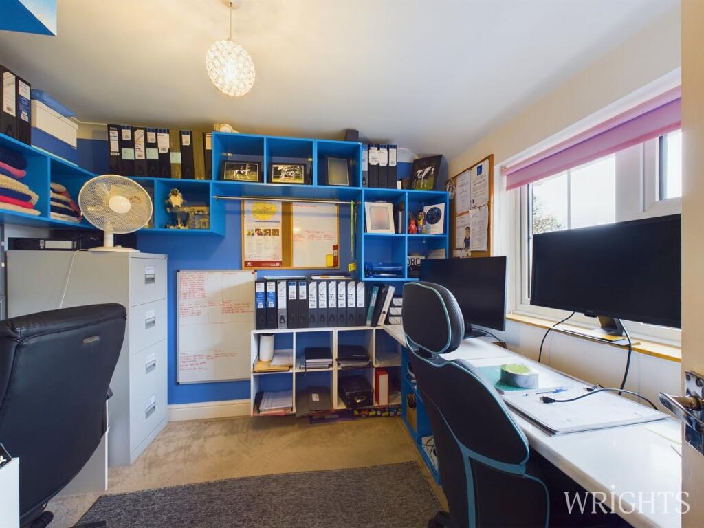 Additional image 22 of West Mead, Welwyn Garden City, AL7