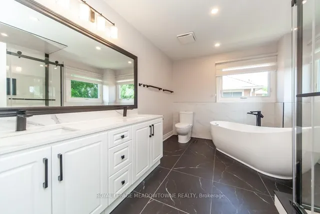 Additional image 28 of 328 Bristol Rd