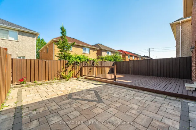 Additional image 49 of 26 Bushmill Circ