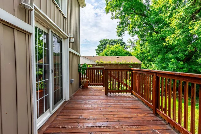 Additional image 38 of 954 Beach Blvd