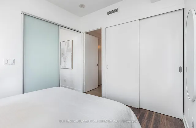 Additional image 11 of 110 Charles St Unit 3504