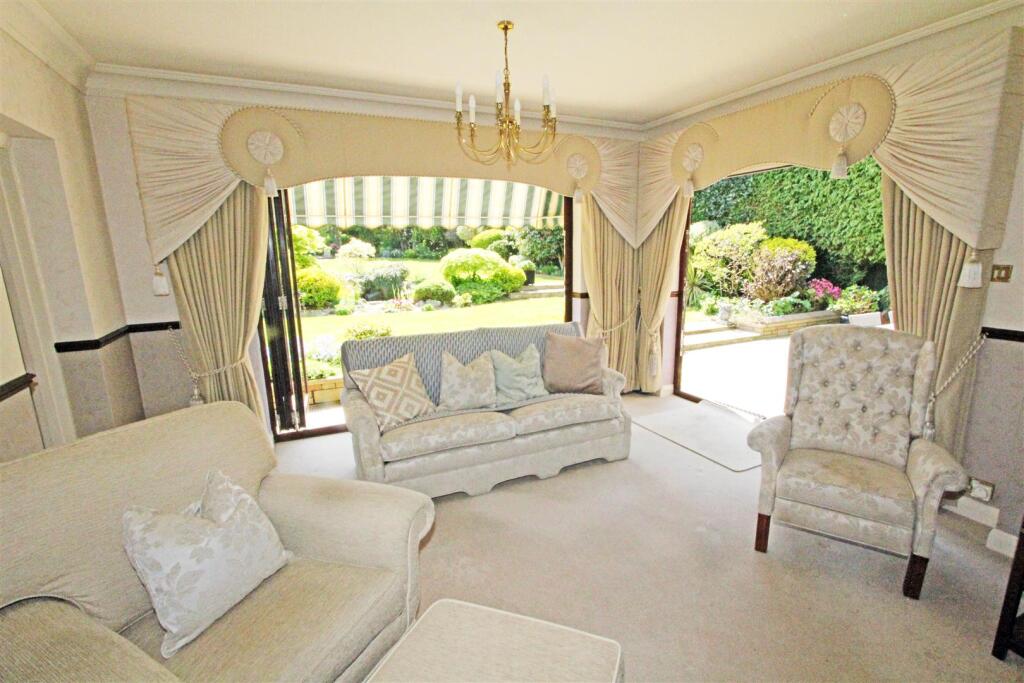 Additional image 6 of Brookmans Avenue, Brookmans Park, Hatfield