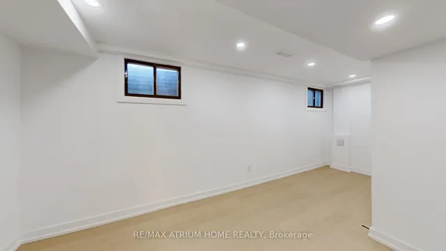 Primary image of 9 Spanish Moss Way