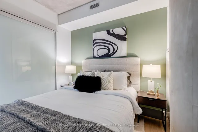 Additional image 14 of 650 King St Unit 211