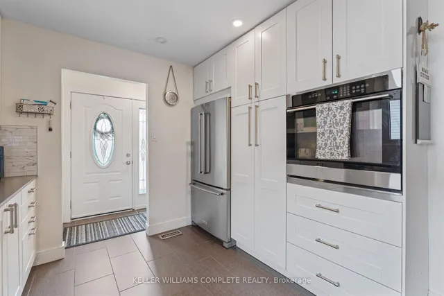 Additional image 14 of 423 QUEEN VICTORIA Dr