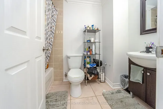 Additional image 43 of 36 Rockgarden Tr