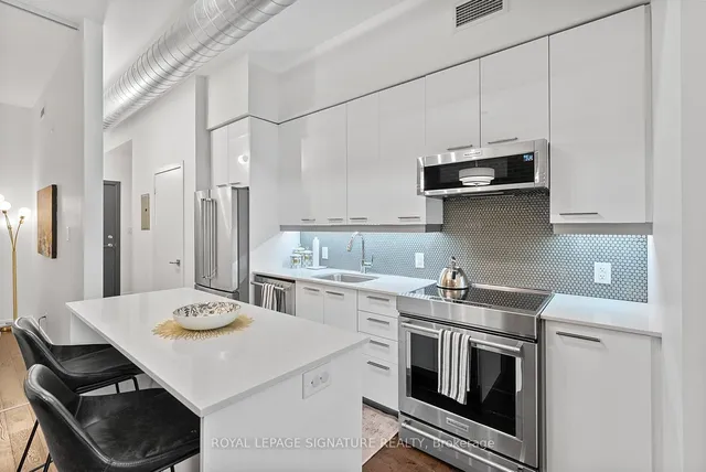 Additional image 9 of 510 King St Unit 317