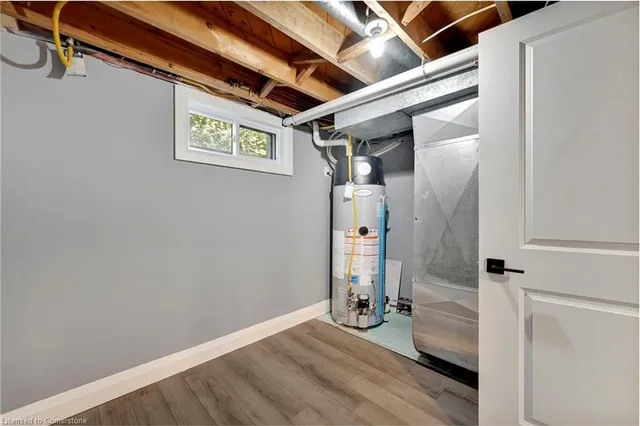 Additional image 30 of 153 Carwood Ave