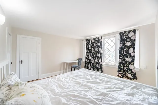 Additional image 26 of 24 Sykes Ave