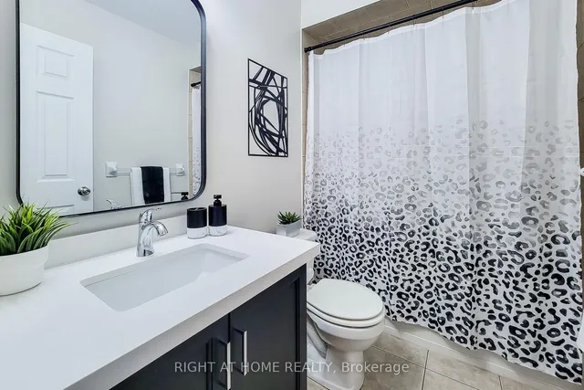 房产图片 18 - 1380 Costigan Rd 单元 33