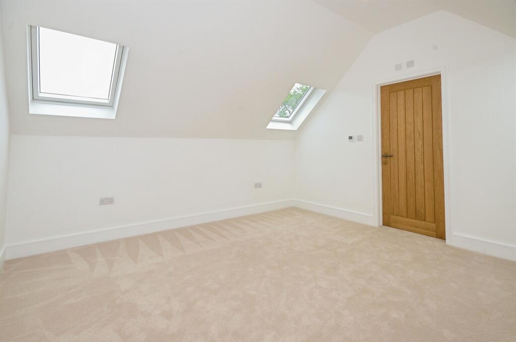 Additional image 10 of Wildwood Avenue, Bricket Wood, St. Albans