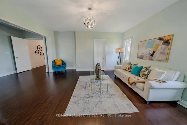 Additional image 31 of 22 Malaspina Clse