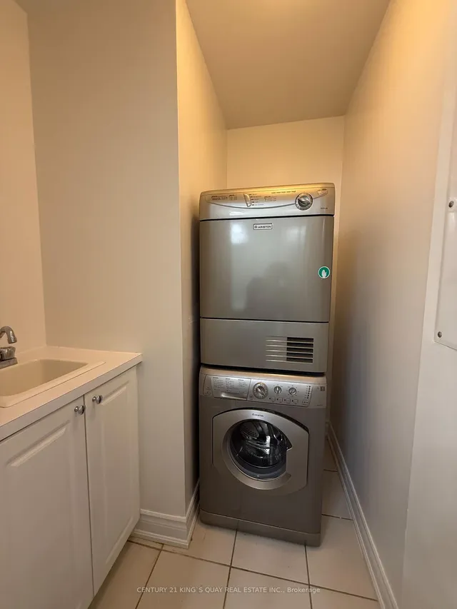 Additional image 19 of 10 Hargrave Lane Unit 14