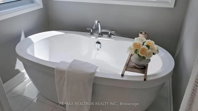 Additional image 27 of 1444 Varelas Passage