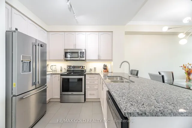 Additional image 5 of 100 John St Unit 2007