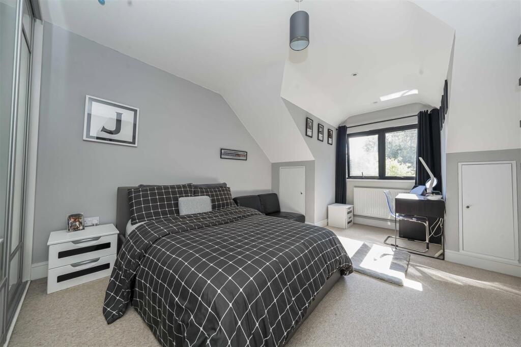 Additional image 13 of Bucknalls Drive, Bricket Wood, St. Albans