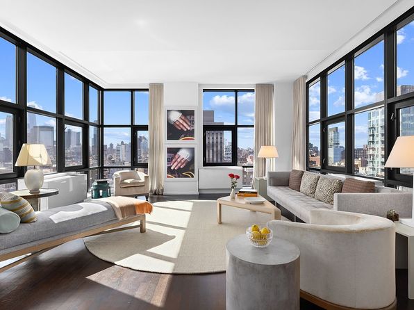 105 Norfolk St #15, New York, NY 10002
