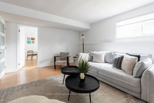 Additional image 27 of 20 Redhill Ave