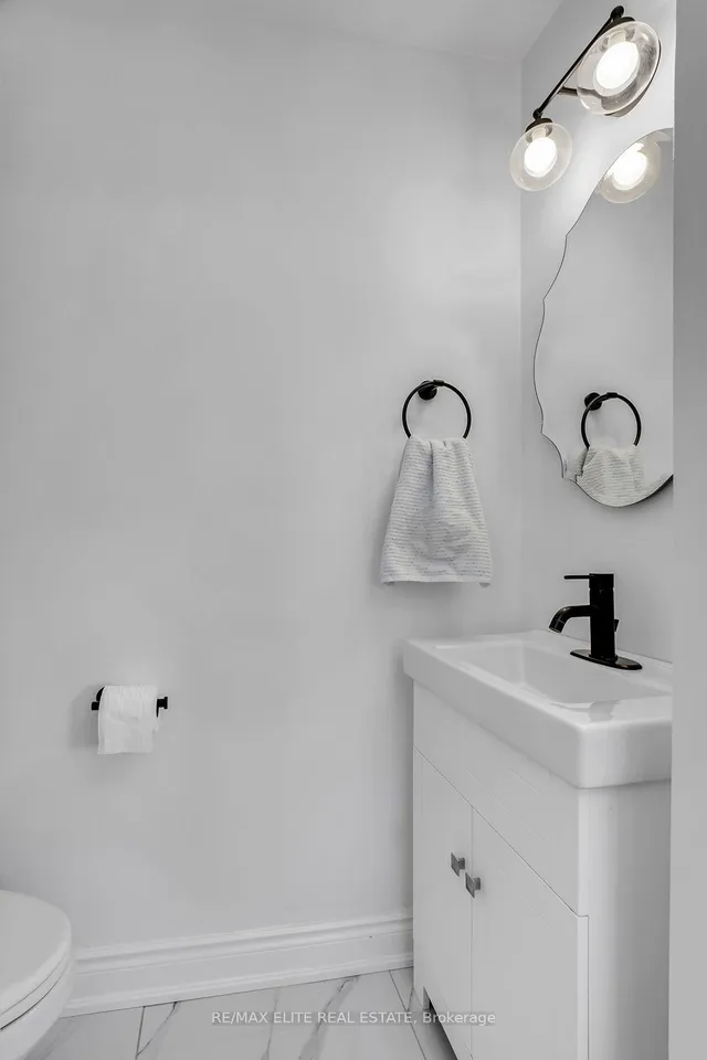 Additional image 15 of 85 Balsam Ave