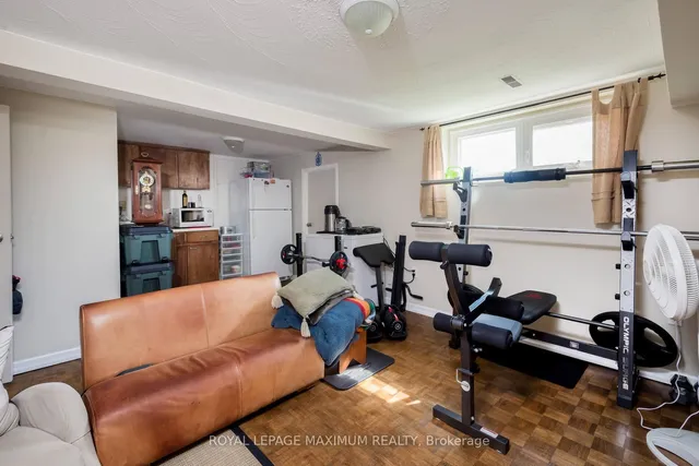 Additional image 25 of 52 Seacliff Blvd