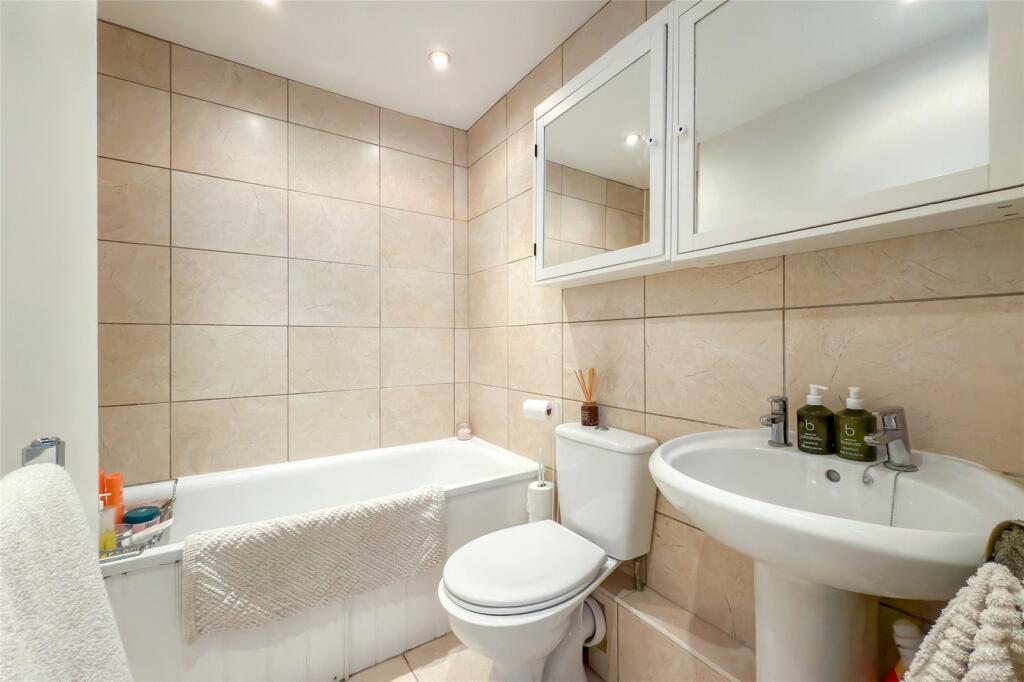 Additional image 8 of Chiswell Green Lane, St. Albans, Hertfordshire, AL2