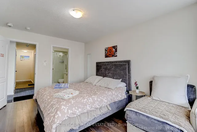 Additional image 16 of 49 Golden Springs Dr