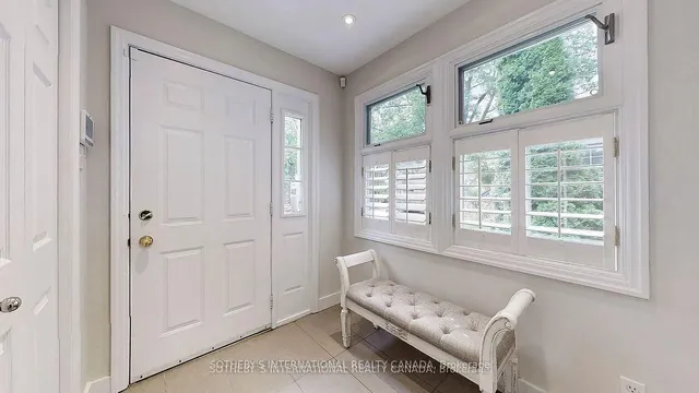 Additional image 19 of 182 Duplex Ave