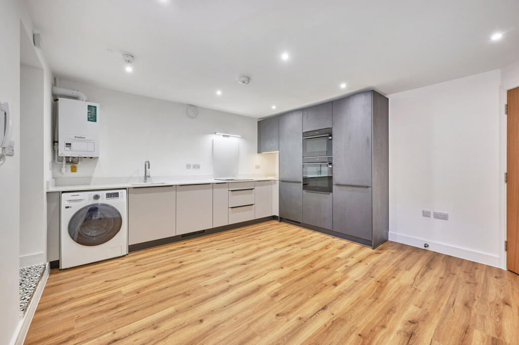 Additional image 9 of London Road, St. Albans, Hertfordshire, AL1