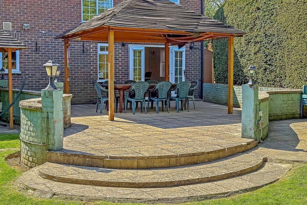 Additional image 17 of Sandpit Lane, St Albans