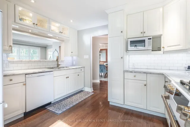 Additional image 10 of 2217 Lancaster Cres