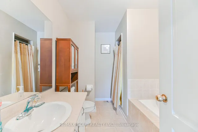 Additional image 25 of 48 Nostalgia Crt