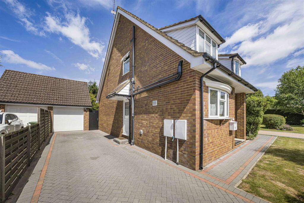 Additional image 17 of Yule Close, Bricket Wood, St. Albans