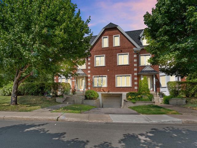 2532 Boul. Poirier|Montréal (Saint-Laurent), Quebec H4R3E2