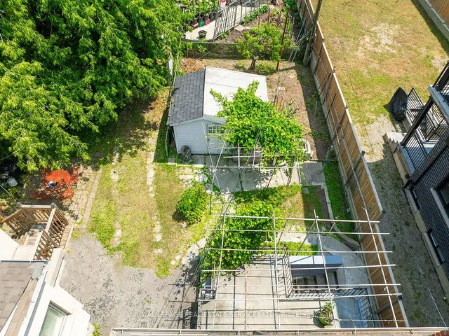 Additional image 9 of 393 Glenholme Ave