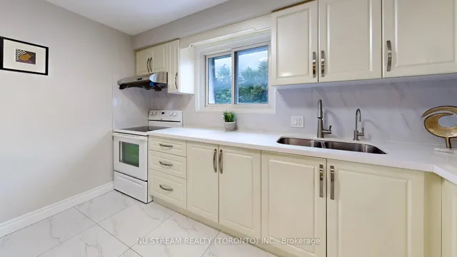 Additional image 15 of 3075 Bridletowne Circ Unit 39