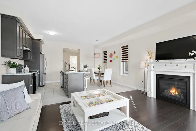 Additional image 13 of 66 Heming Tr