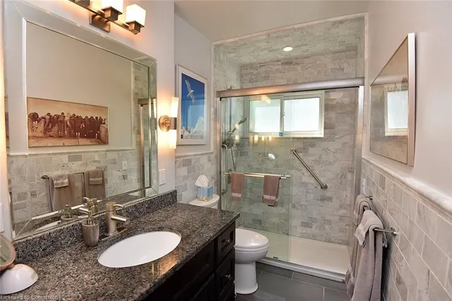 Additional image 30 of 75 Duke St Unit 410