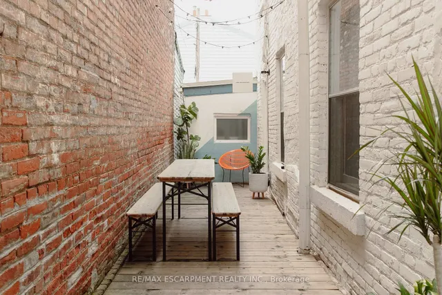 Additional image 23 of 227 Park St