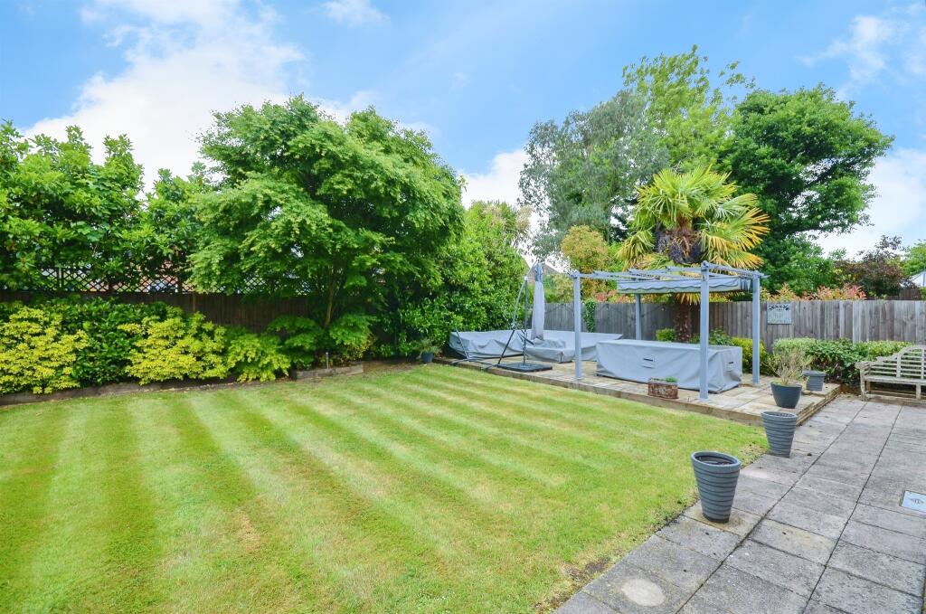 Additional image 16 of Enid Close, Bricket Wood, St. Albans