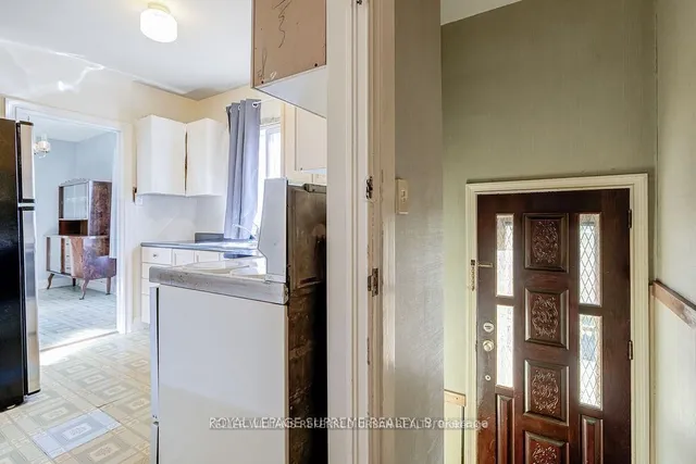 Additional image 12 of 74 Roberta Dr