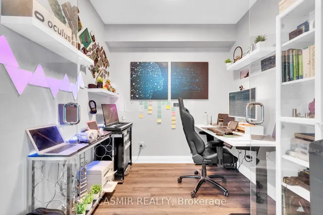 215 Fort York Blvd Unit 707