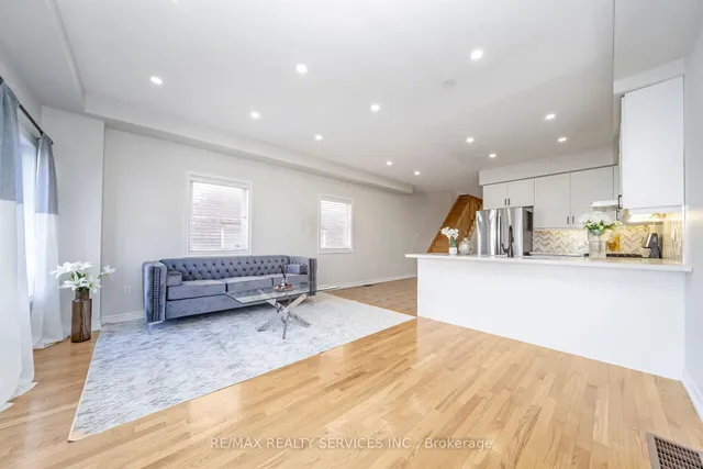 Additional image 12 of 82 Evanwood Cres