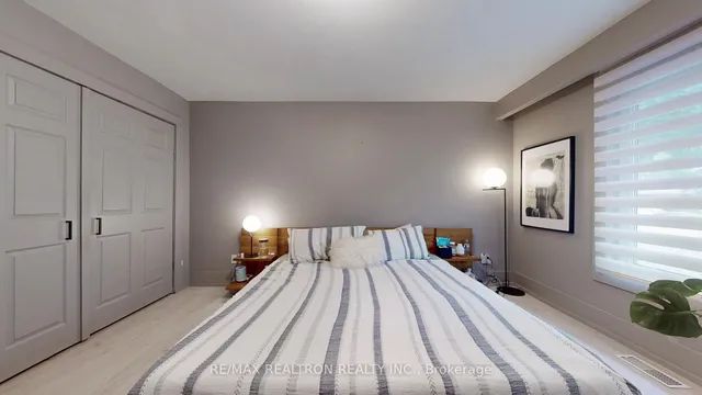 Additional image 15 of 253 Searle Ave