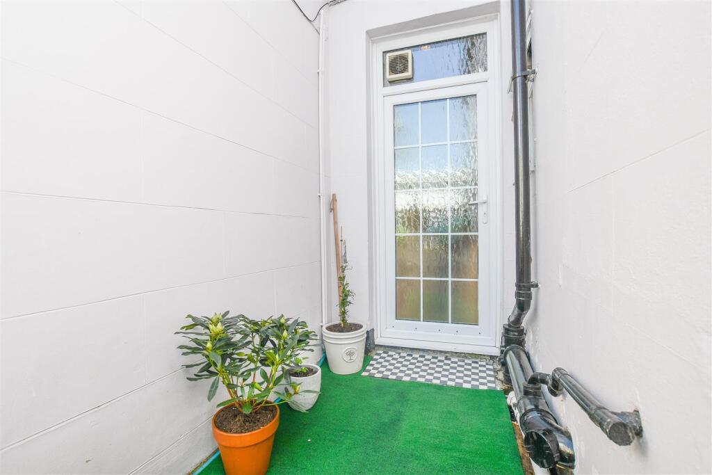 Additional image 11 of Granville Road, St. Albans