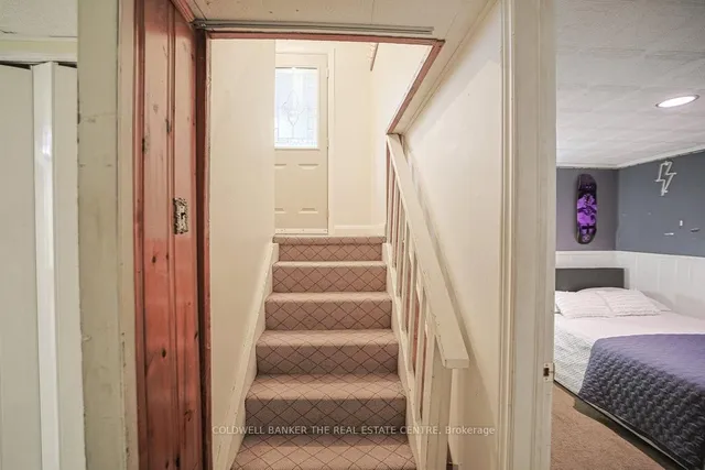 Additional image 35 of 34 Crestview Ave