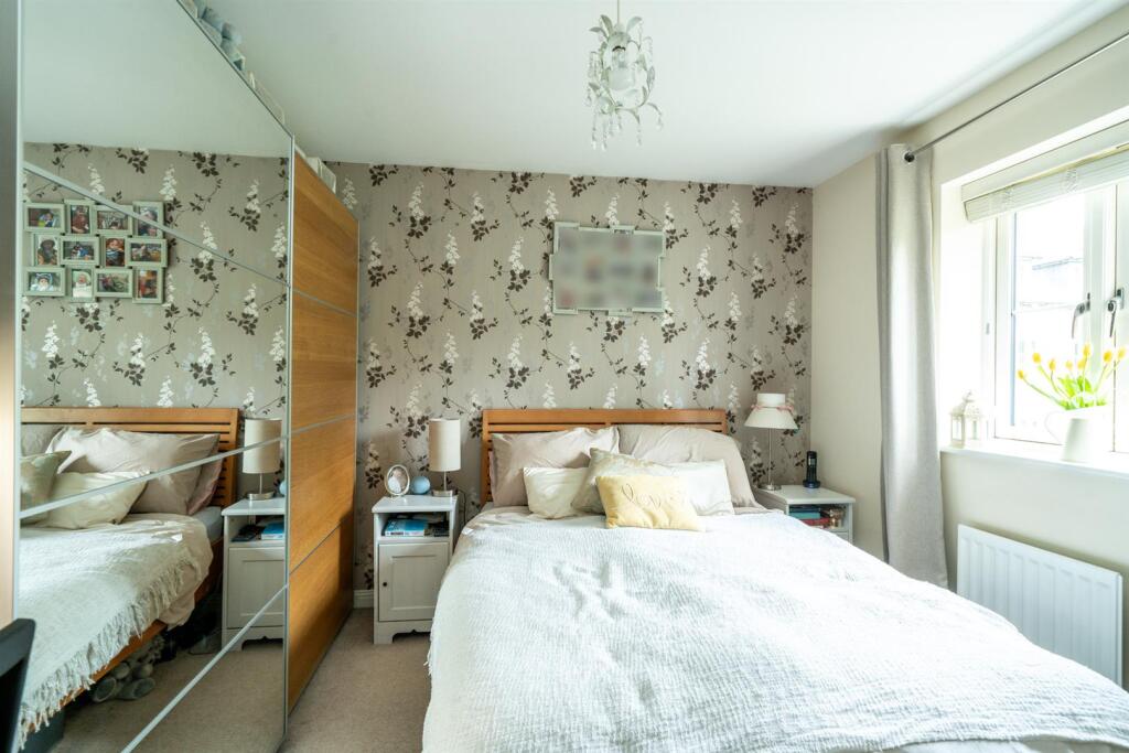 Additional image 12 of Page Place, Frogmore, St. Albans