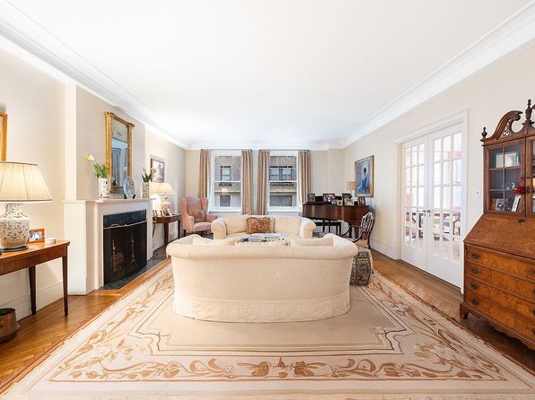 1075 Park Ave #3D, New York, NY 10128