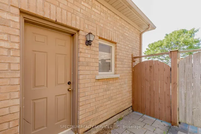 Additional image 19 of 22 Ungava Bay Rd